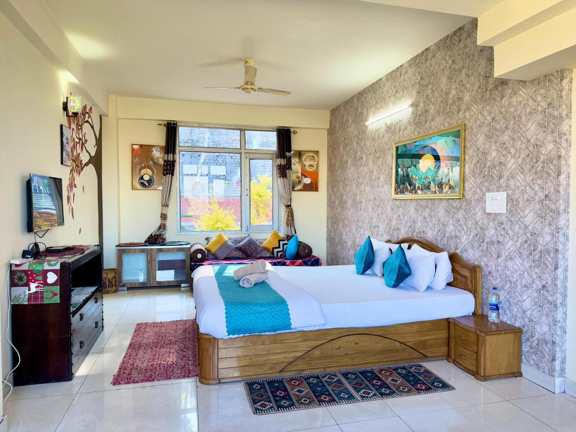 The Auriga 3Bhk Fully Entair Villa With Bonfire In Kasauli I Pvt Stay I Open Air Terrace I Kitchen Livingroom I Lawn Bonfire I Gaming Zone Екстериор снимка